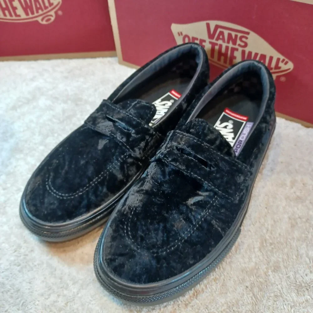 Vans Men's 4/Women's 5.5 Style 53 Slip On Black Velvet VN0A5HEL5AA